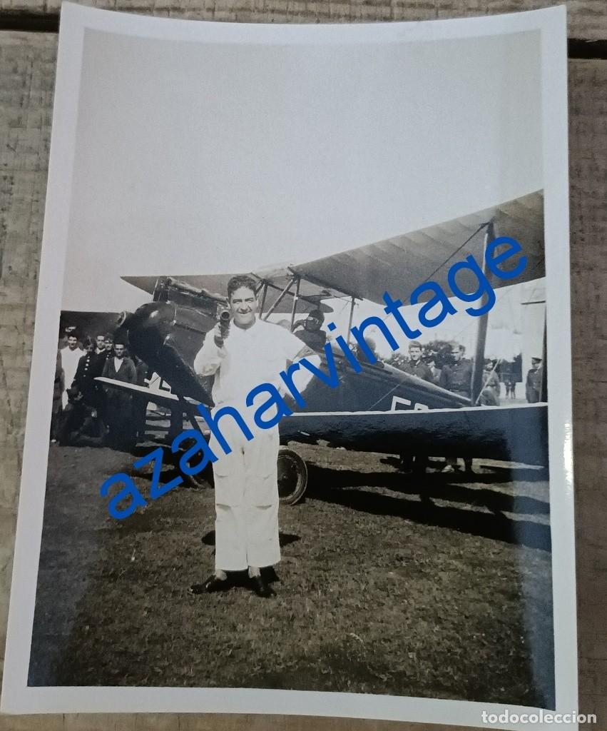 Militaria: AVIACION, A&Ntilde;OS 20, FOTOGRAFO ANTE AVION, MUY RARA, 110X85MM