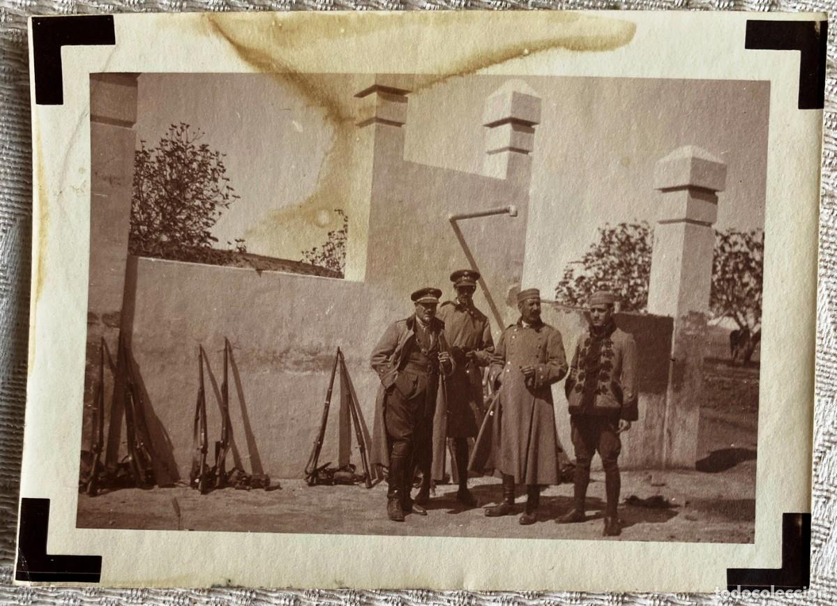 Militaria: ANTIGUA FOTOGRAFIA DE OFICIALES Y MILITARES EN LA GUERRA DEL RIFF, MARRUECOS, MIDE 9 X 6,5 CMS.