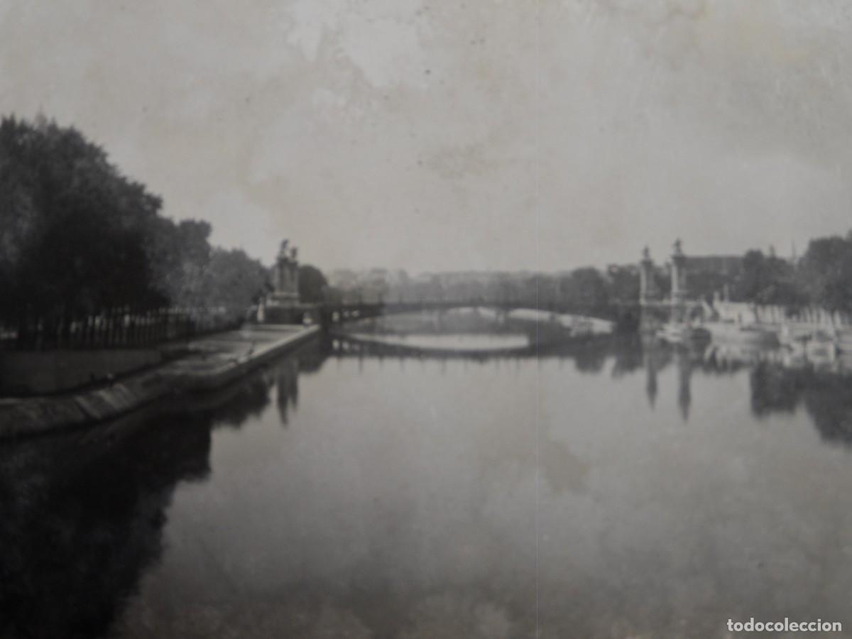 Militaria: PUENTE DE ALEJANDRO III. PARIS. REPORTAJE DE SOLDADOS DE LA WEHRMACHT DE TURISMO. A&Ntilde;O 1941