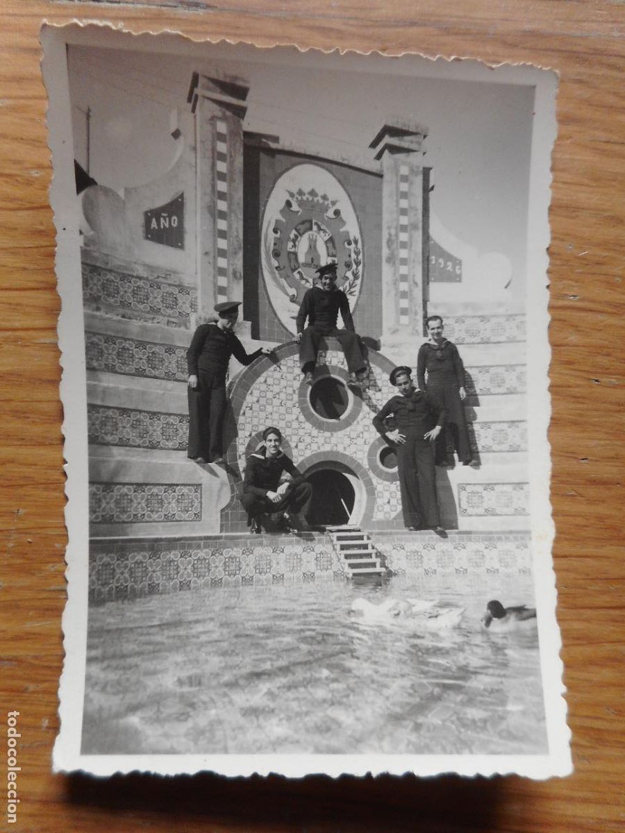 Militaria: ANTIGUA FOTOGRAFIA GRUPO DE MILITARES DE MARINA A&Ntilde;OS 30?
