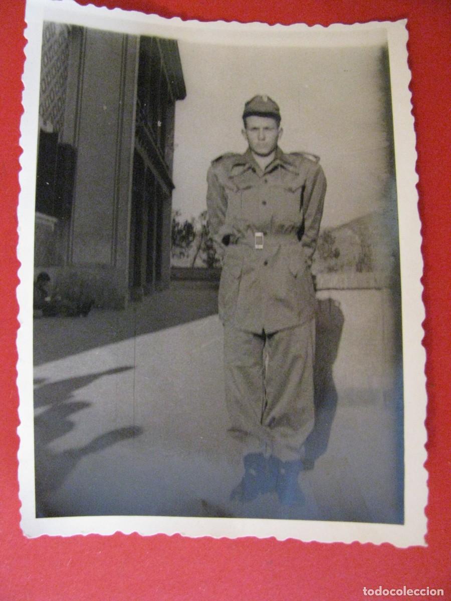 Militaria: FOTO DE UN MILITAR. 9,5X7 CM. A&Ntilde;OS 50.