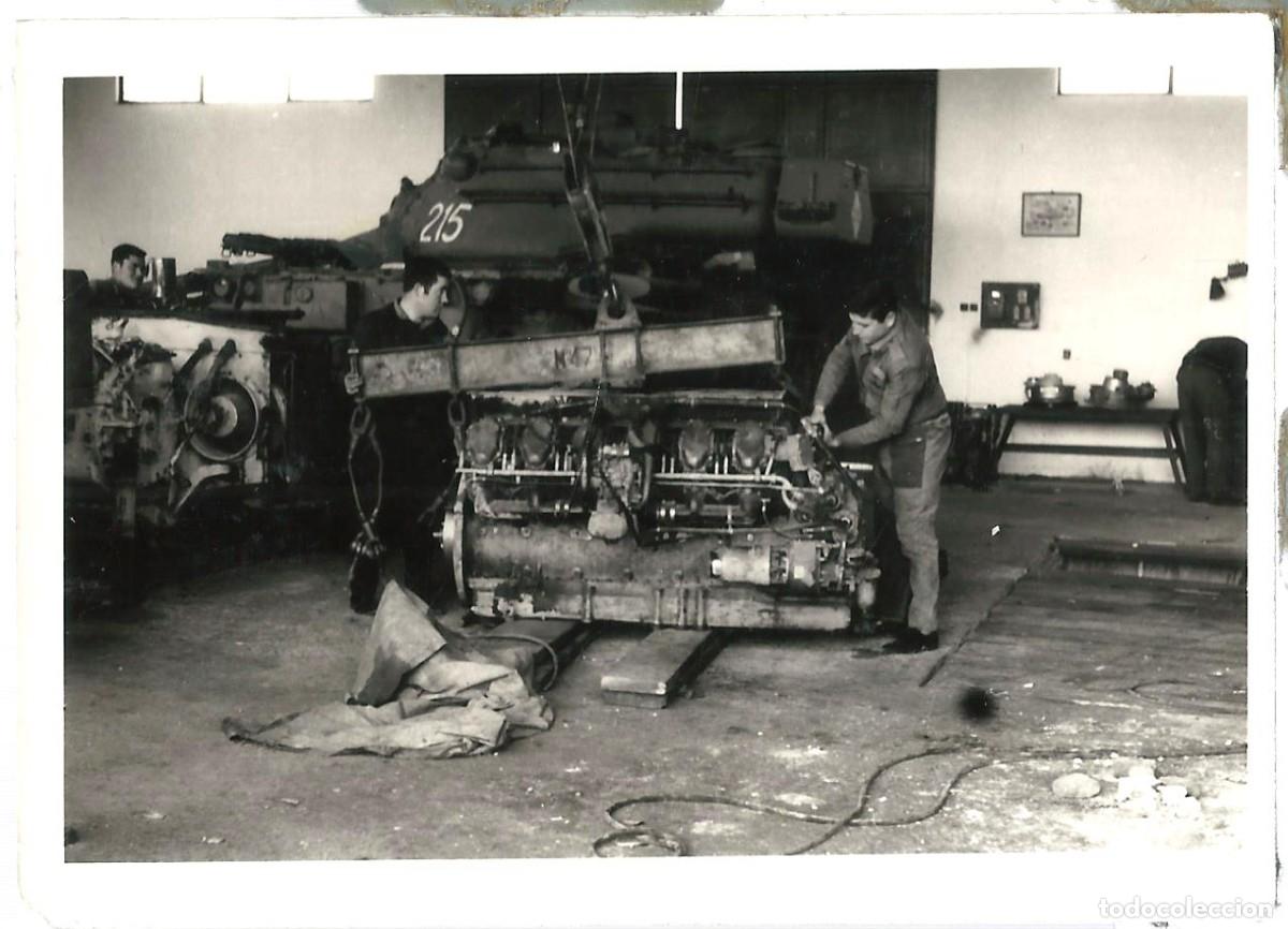Militaria: TANQUE MOTOR MECANICOS ARCHIVO CAPITAN PABLO VI&Ntilde;AS PIZARRO FOTOGRAFIA 10X7 LM7