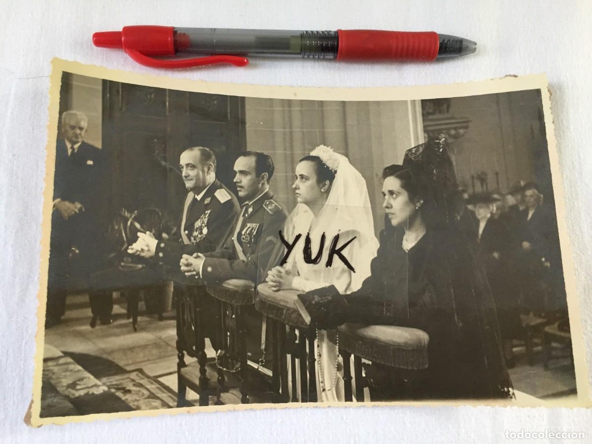 Militaria: FOTOGRAFIA DE BODA DEL CAPITAN DE LA DIVISION AZUL LUIS CAMARA MOLINA 1949