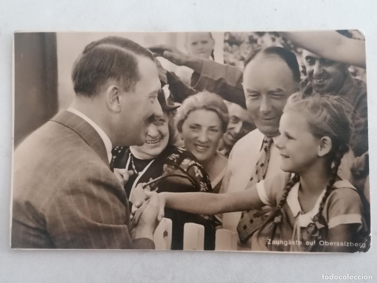 Military Antiques: POSTAL, ADOLF HITLER SALUDANDO A LOS NI&Ntilde;OS, ORIGINAL, MEDIDAS 13,5 X 8,5 CM