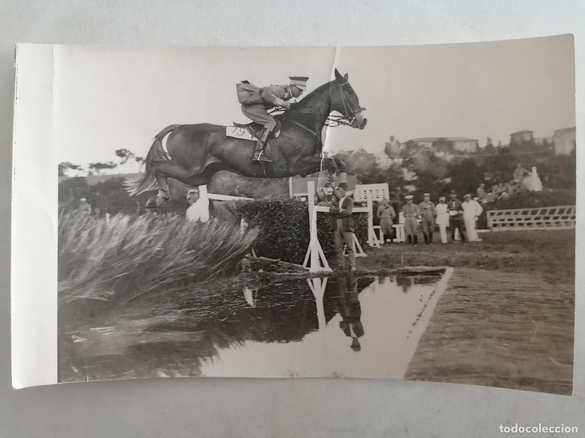 Militaria: FOTOGRAFIA CONCURSO HIPICO, SALTANDO LA RIA, MEDIDAS 16,5 X 10,5 CM