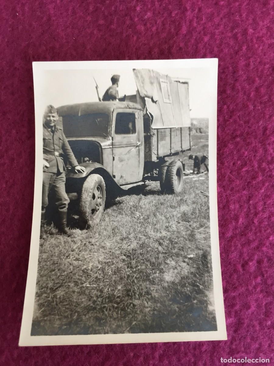 Militaria: FOTO DE ORIGINAL DE SOLDADO ALEMAN POSANDO JUNTO A UN CAMION * III REICH * 2&ordf; SEGUNDA GUERRA MUNDIAL