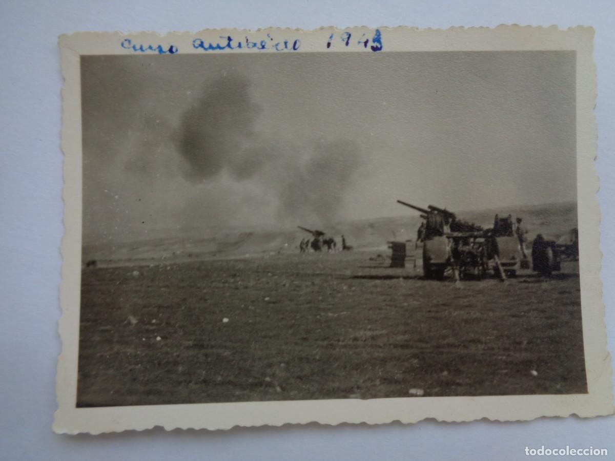 Militaria: FOTO DE PIEZAS DE ARTILLERIA DISPARANDO ( PARECEN CA&Ntilde;ONES 88 ALEMANES ), 1943