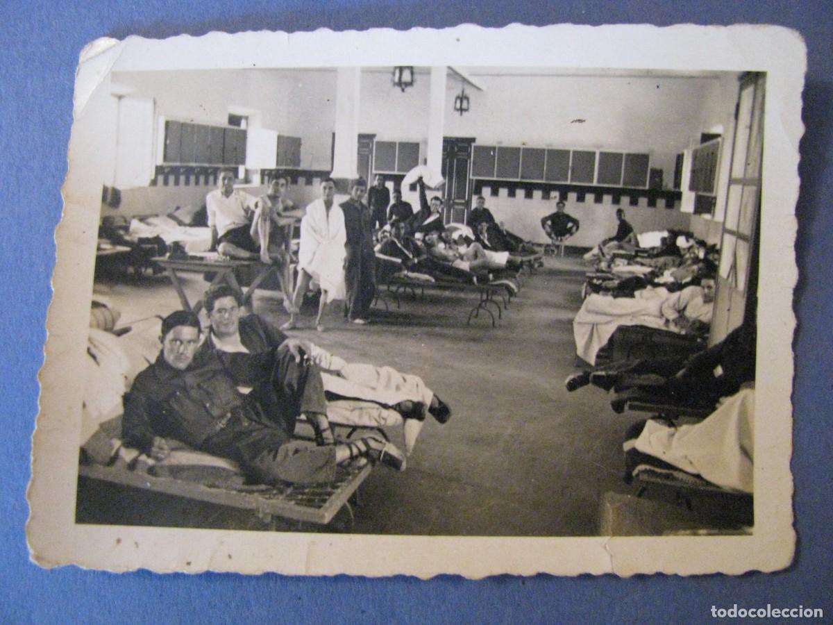 Military Antiques: FOTO DE MILITARES 9X6,5 CM. SELLO DEL FOT&Oacute;GRAFO -CEUTA-. NO HAY MAS DATOS.