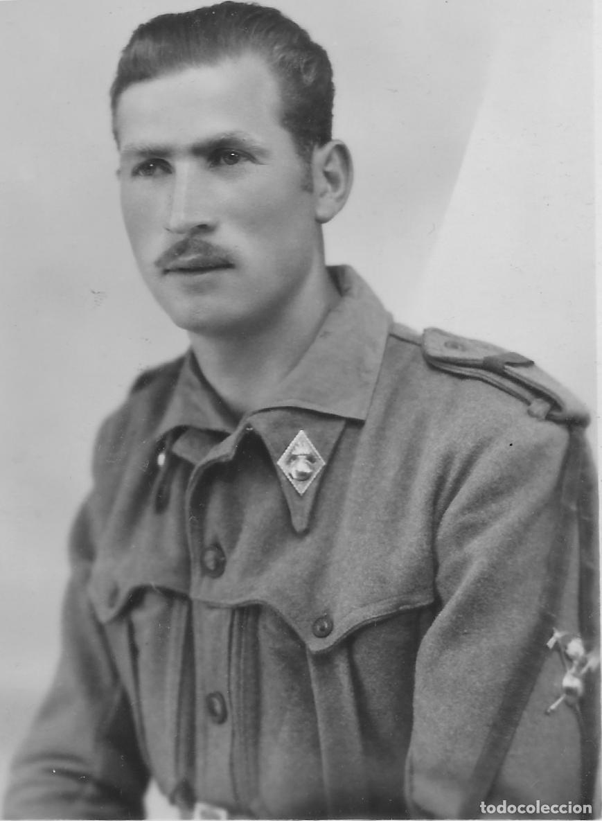 Militaria: 7327D - RETRATO -JOVEN REGIMIENTO DE ARTILLERIA N&ordm; 50 10&ordf; BATERIA