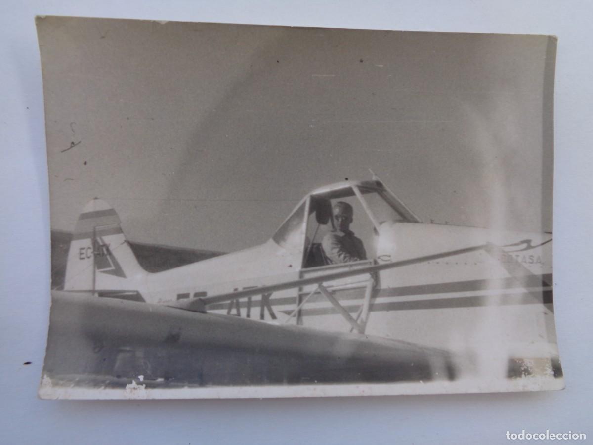 Militaria: AVIACION : FOTO DE PILOTO EN AVION MATRICULA EC-ATK