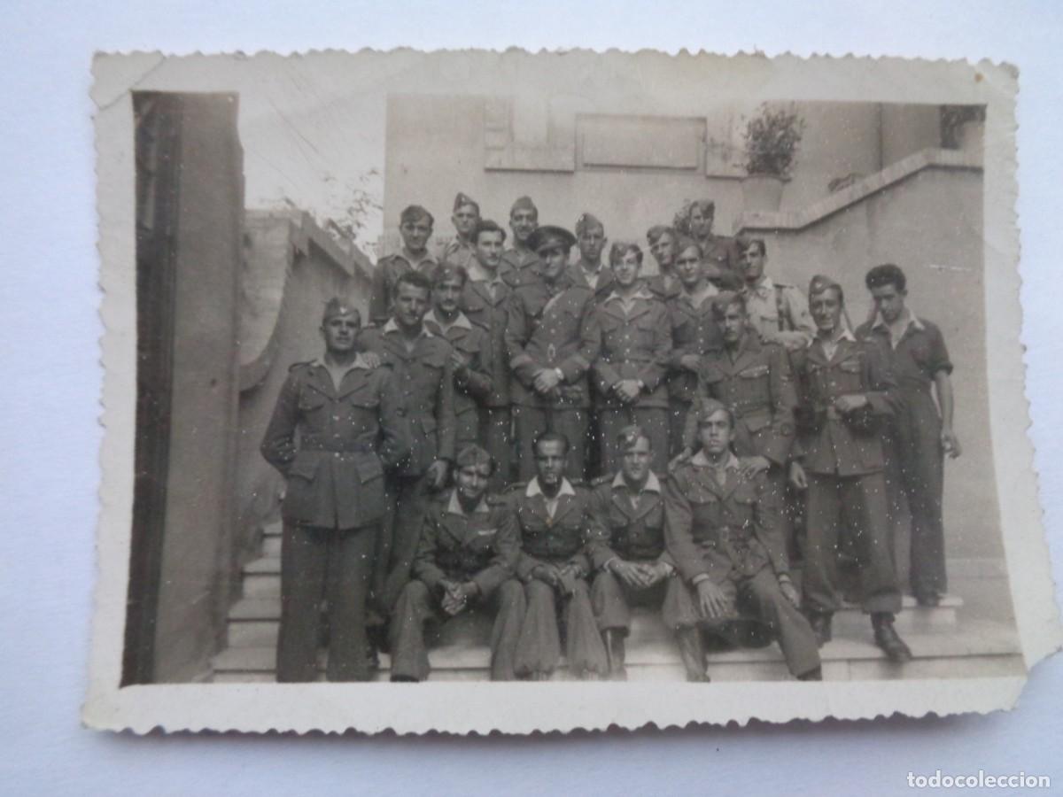 Militaria: POSTGUERRA CIVIL - AVIACION : FOTO DE MILITARES DEL EJERCITO DEL AIRE . MALAGA , 1941