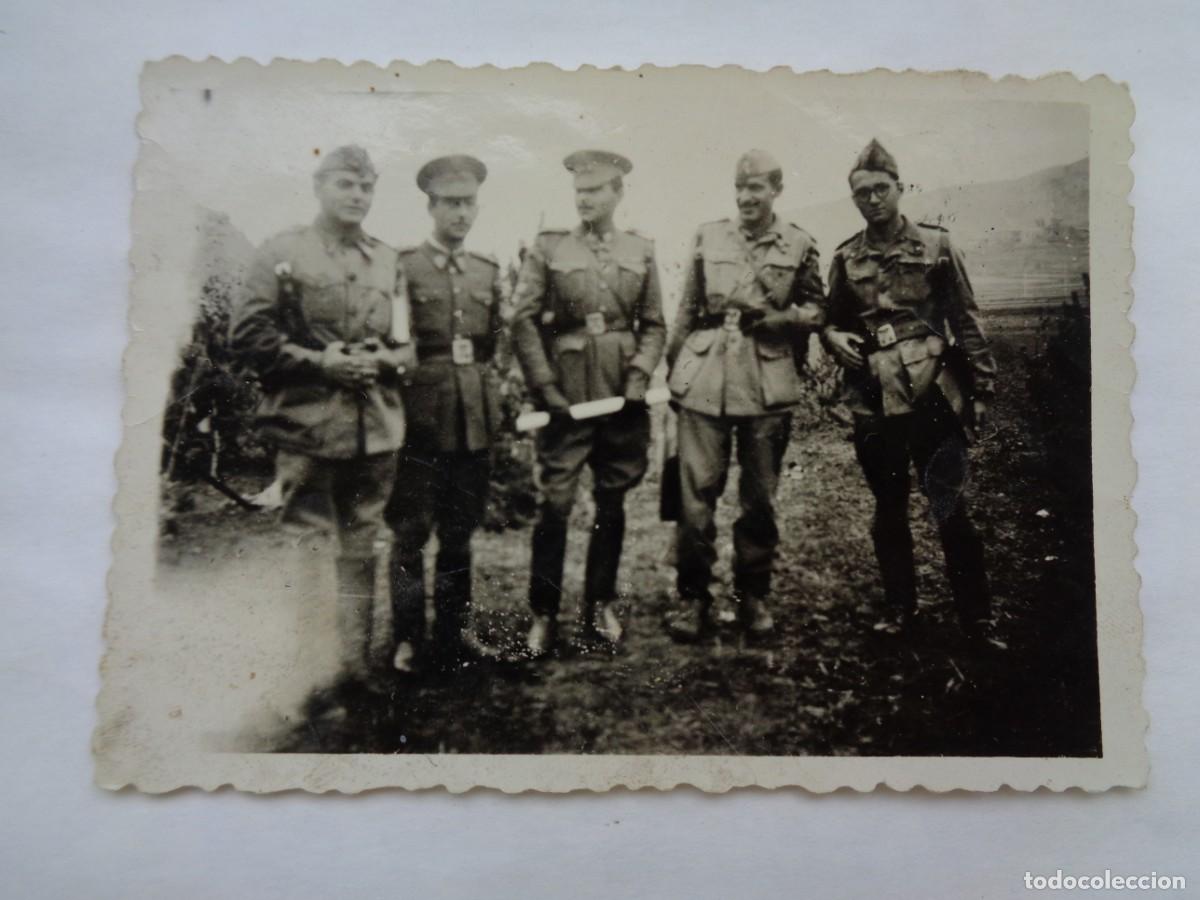 Military Antiques: FOTO DE MILITAR CON ROPA DE CAMPA&Ntilde;A , MANIOBRAS O EJERCICIOS. A&Ntilde;OS 40