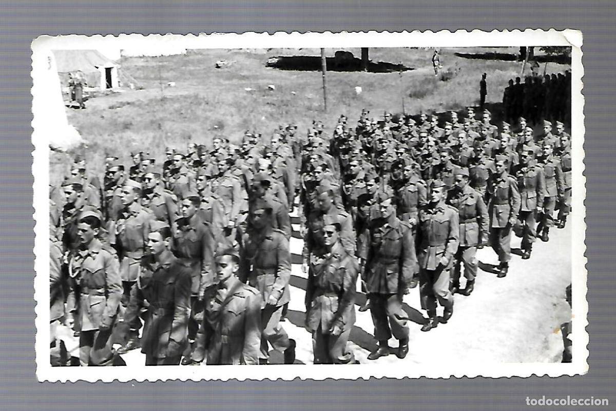 Military Antiques: M33- ANTIGUA FOTOGRAFIA DE UN DESFILE MILITAR
