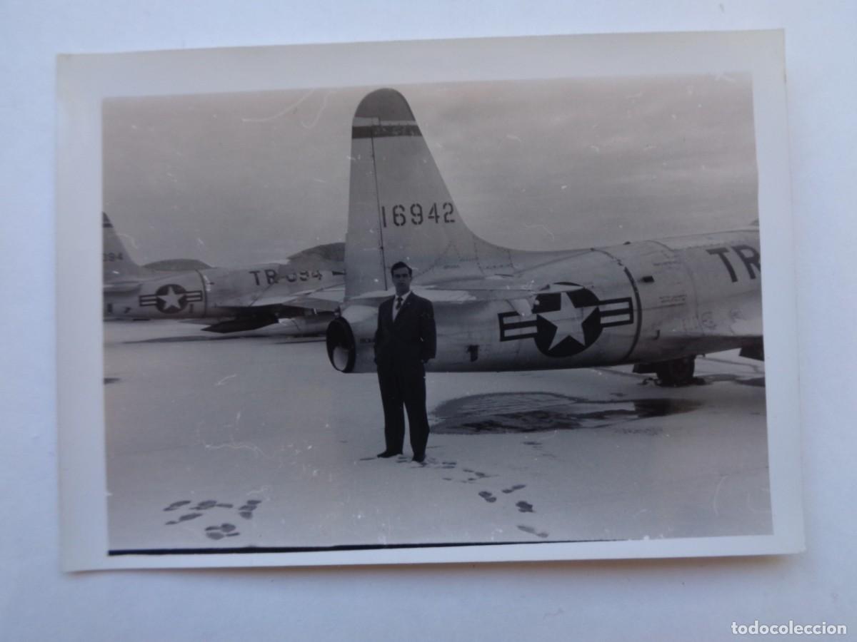 Militaria: AVIACION : FOTO DE MILITAR DEL EJERCITO DEL AIRE QUE HIZO UN CURSO EN ESTADOS UNIDOS Y AVION