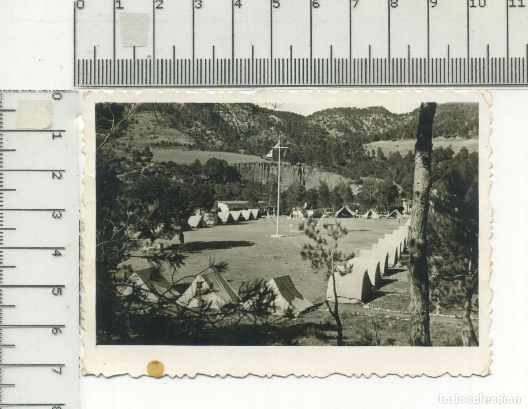 Militaria: FOTOGRAFIA MILITAR CAMPAMENTO DE LA O.J.E FRENTE DE JUVENTUDES