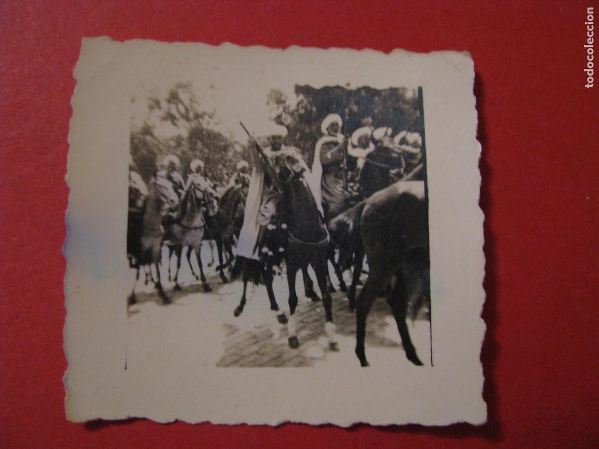 Militaria: FOTO MILITARES. SIN IDENTIFICAR EL LUGAR. 5X5,5 CM. VER FOTO ADICIONAL