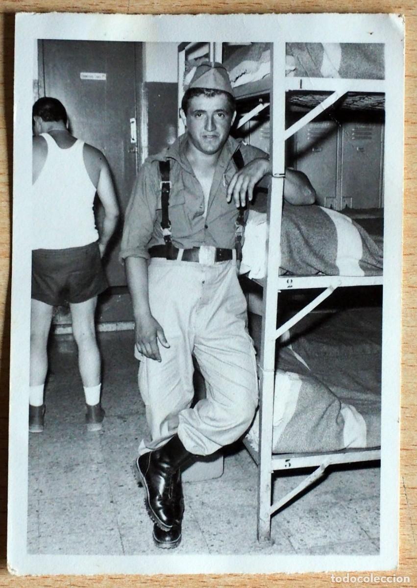 Militaria: FOTOGRAF&Iacute;A DE MILITAR. A&Ntilde;OS 70