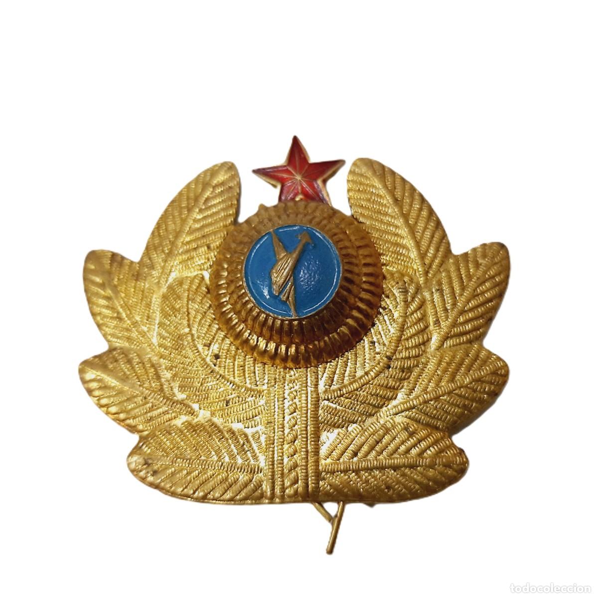 Militaria: Escarapela militar b&uacute;lgara antigua para gorra (1.3)