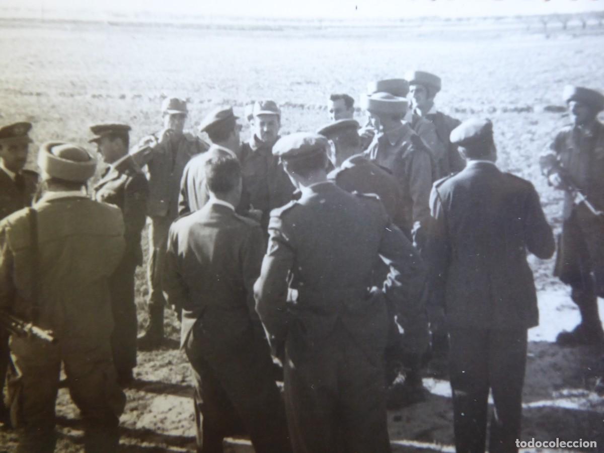 Militaria: Fotograf&iacute;a paracaidistas Brigada Paracaidista. 1958