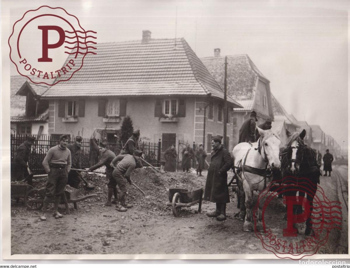 Military Antiques: WW2 TRAVAUX VOIRIE VILLAGE EVACUE CENSURE 40513 24*18cm WW2 WORLD WAR 2 SYNDICAT DE LA PRESSE PAR