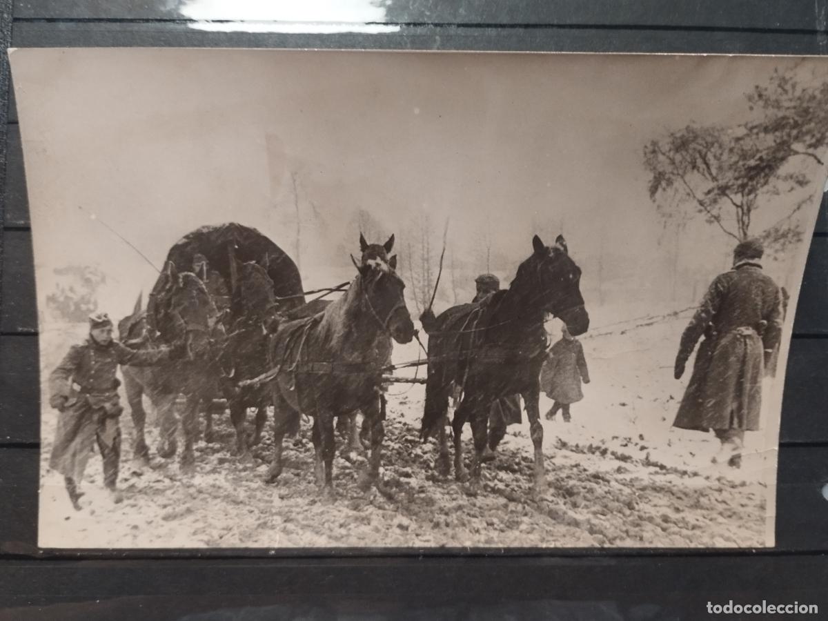 Military Antiques: TKZ - FOTOGRAFIA ORIGINAL. POR LAS CARRETERA NEVADAS DEL NORTE AVANZAN LOS SUMINISTROS. 1944