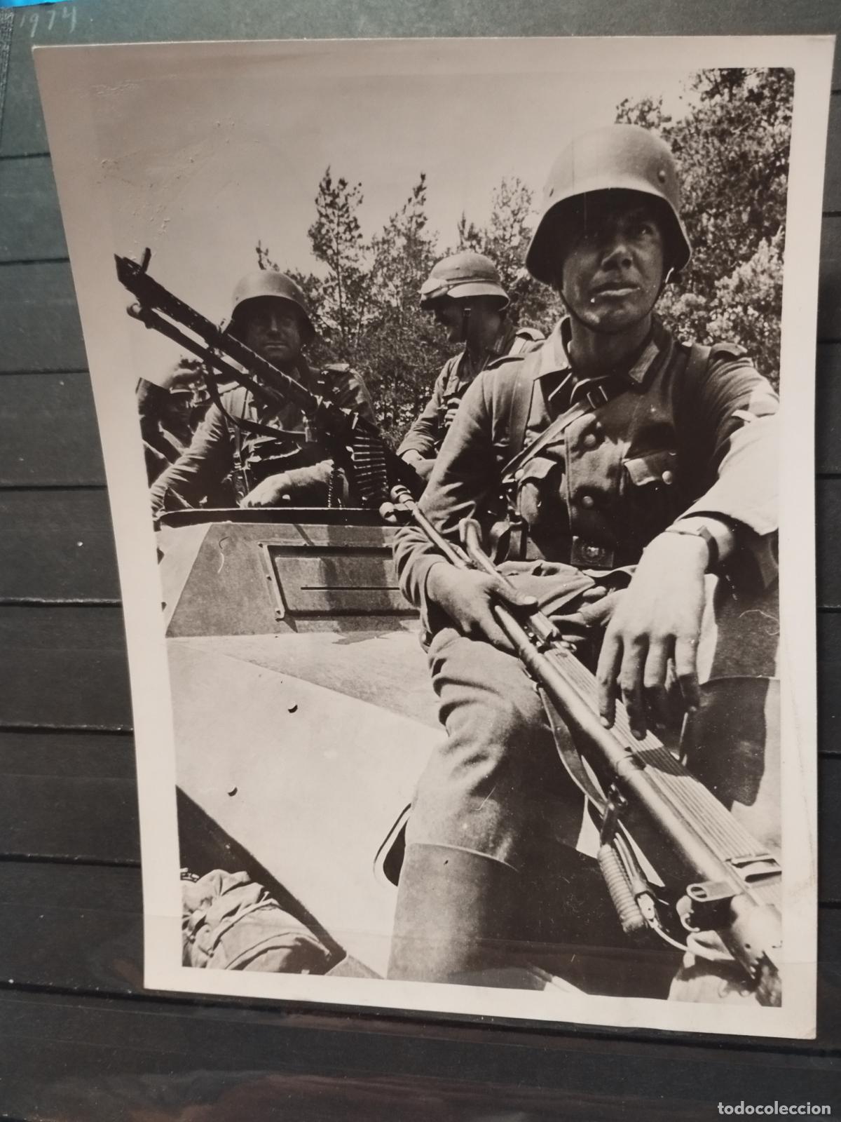 Military Antiques: TKZ - FOTOGRAFIA ORIGINAL. TANQUES DE EXPLORACION ALEMANES VIGILAN LOS BOSQUES SOVIETICOS. 1941