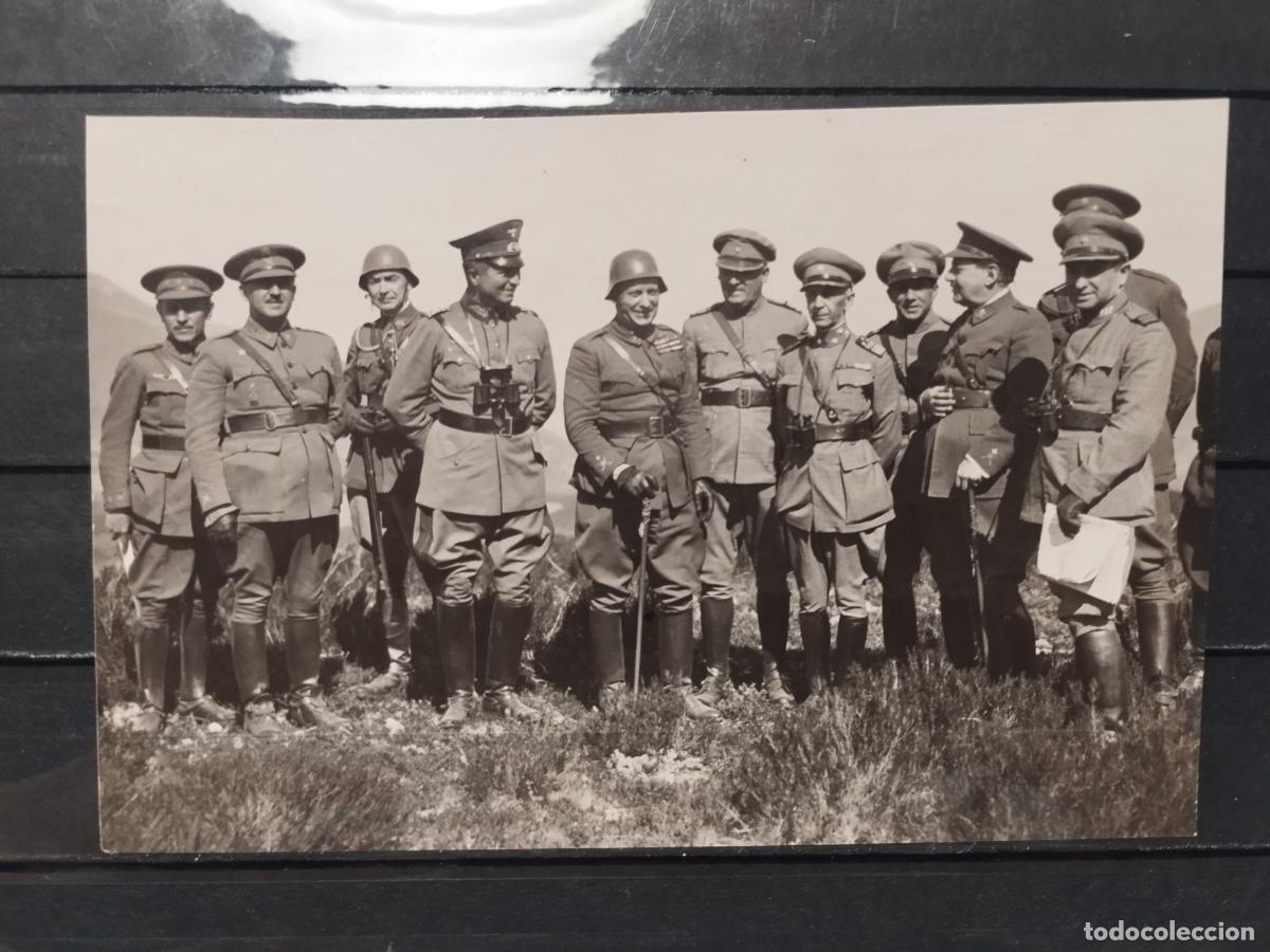 Militaria: TKZ - FOTOGRAFIA ORIGINAL. FRANCO CON GRAL ALEMAN KUHLENTAL DURANTE UNAS MANIOBRAS. 1954