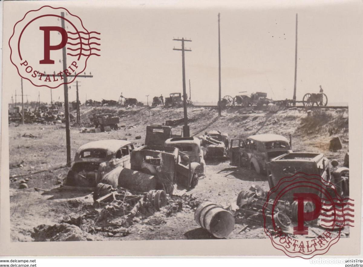 Militaria: RAILWAY EISENBAHNDAMM SOWJET KOLONNEN FOTO DE PRESSE WW2 WWII WORLD WAR 2 WELTKRIEG aleman deutchla