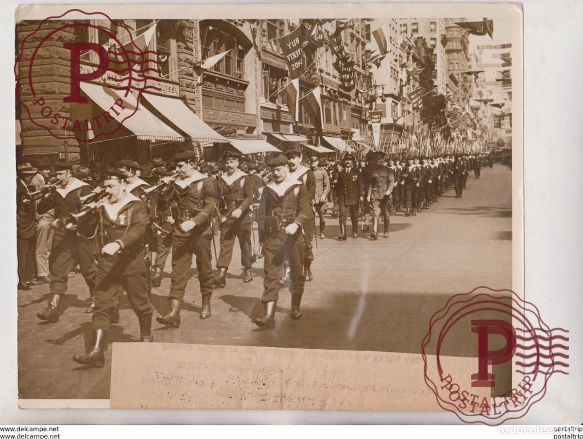 Militaria: FRENCH DAY IN LIBERTY LOAN DRIVE FRENSH SOLDIERS Fonds Victor FORBIN 1864-1947