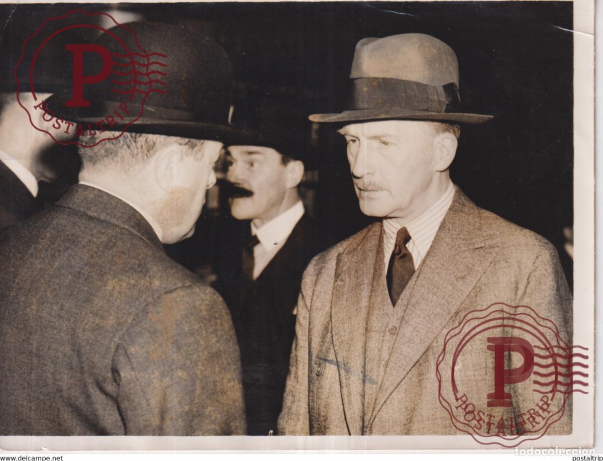 Militaria: 1936 PALESTINE ARMY GENERAL JG DILL GENERAL HAINING VICTORIA STATION 20*15CM