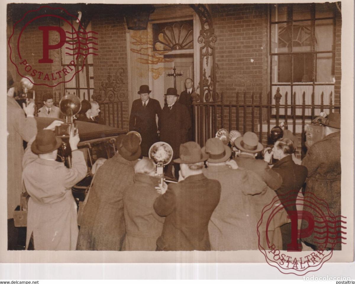Militaria: BALDWIN DOWNING STREET VERKUNDIGT RUCKTRID EDWARDS LONDON 1936 20*15CM