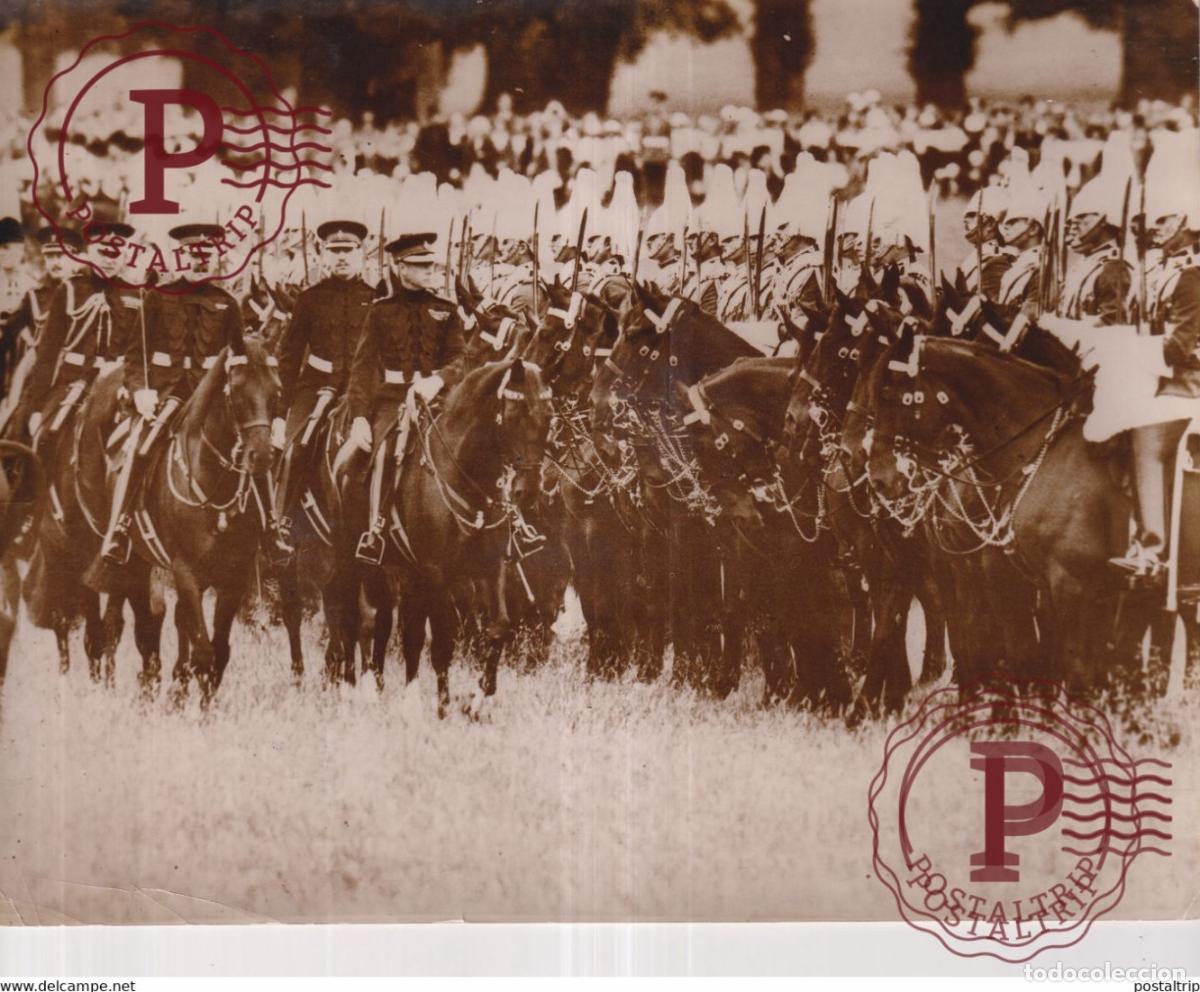 Militaria: 1936 KING EDUARD VIII LIFE GUARD IN WINDSOR KASERNE DER GADRO 21*17CM