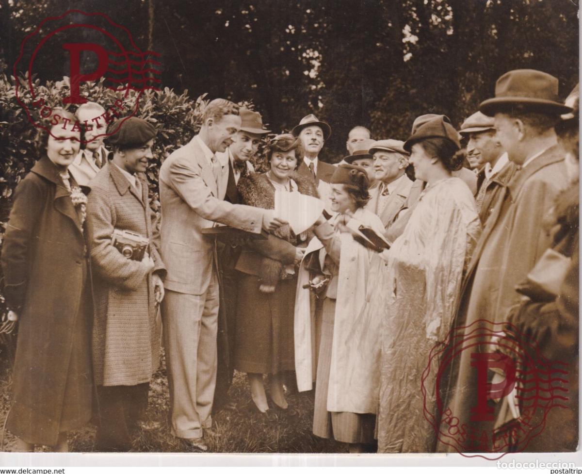 Militaria: WEDDING DATE FOR DUKE OF WINDSOR MR HERMANN ROGERS CASTLE CANDE WALLIS WARFIELD 21*17CM