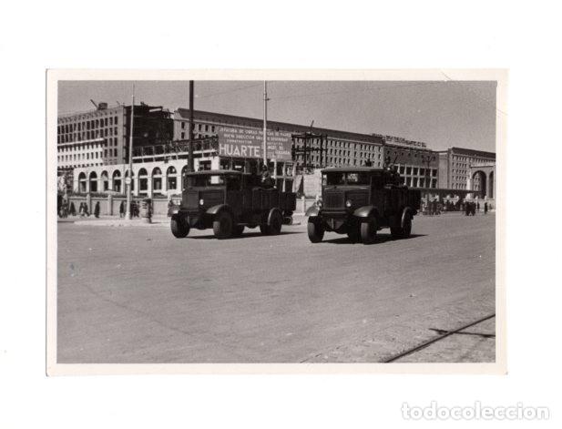 Militaria: MADRID.- DESFILE DE LA VICTORIA, CAMIONES LANCIA 3RO. 8,5X5,8.