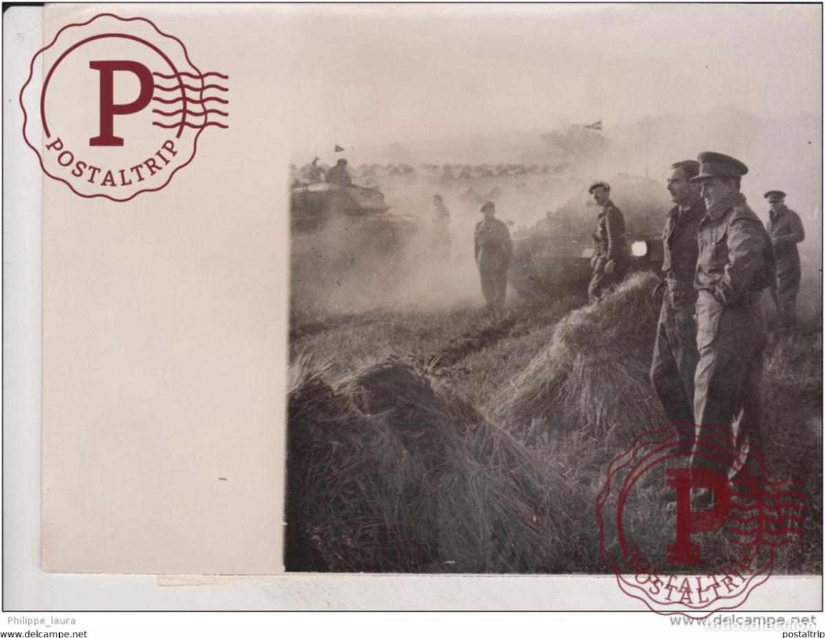 Militaria: FOREIGN SECRETARY AND INDIAN REPRESENTIVES BERNARD PAGET MR EDEN MAHARAJA BRITISH OFFICIAL PHOTOGRA