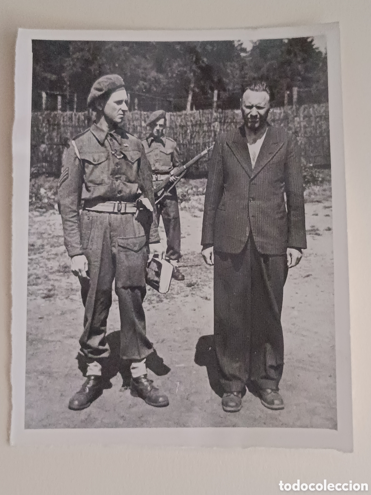 Militaria: FOTO PRENSA ORIGINAL (c. 1945) CAPTURA DE ALEX PIORKOWSKI, COMANDANTE NAZI DE DACHAU WWII HOLOCAUSTO