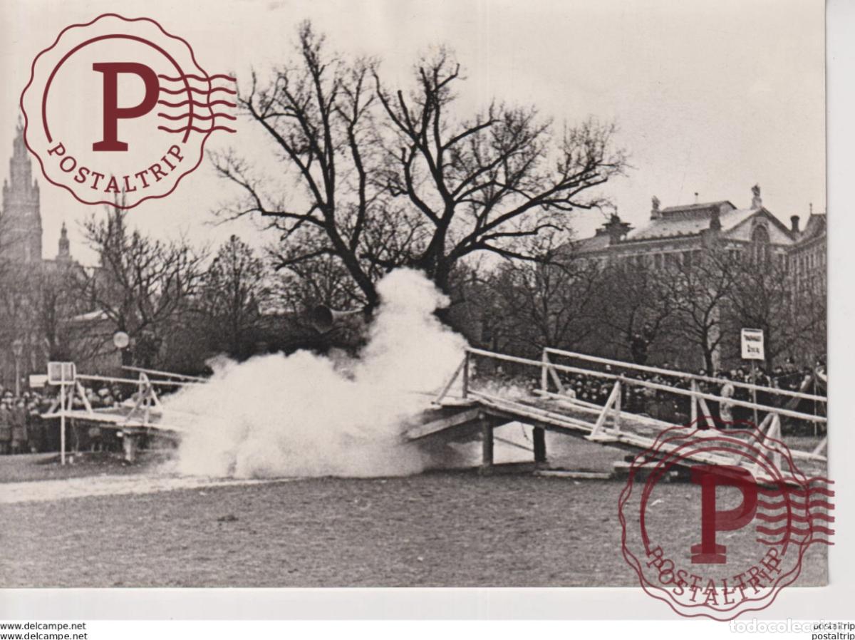 Militaria: TAG DEUTSCHEN POLIZEI IN WIEN HELDENPLATZ 18*13cm FOTO DE PRESSE WW2 WWII WORLD WAR 2 WELTKRIEG ale