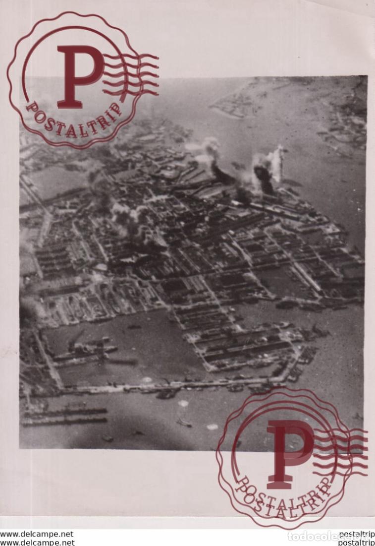 Militaria: DEUTSCHE KAMPFFLUGZEUGE GREIFEN DEN HAFEN AN 18*13CM WW2 WWII WORLD WAR 2 WELTKRIEG aleman deutschla