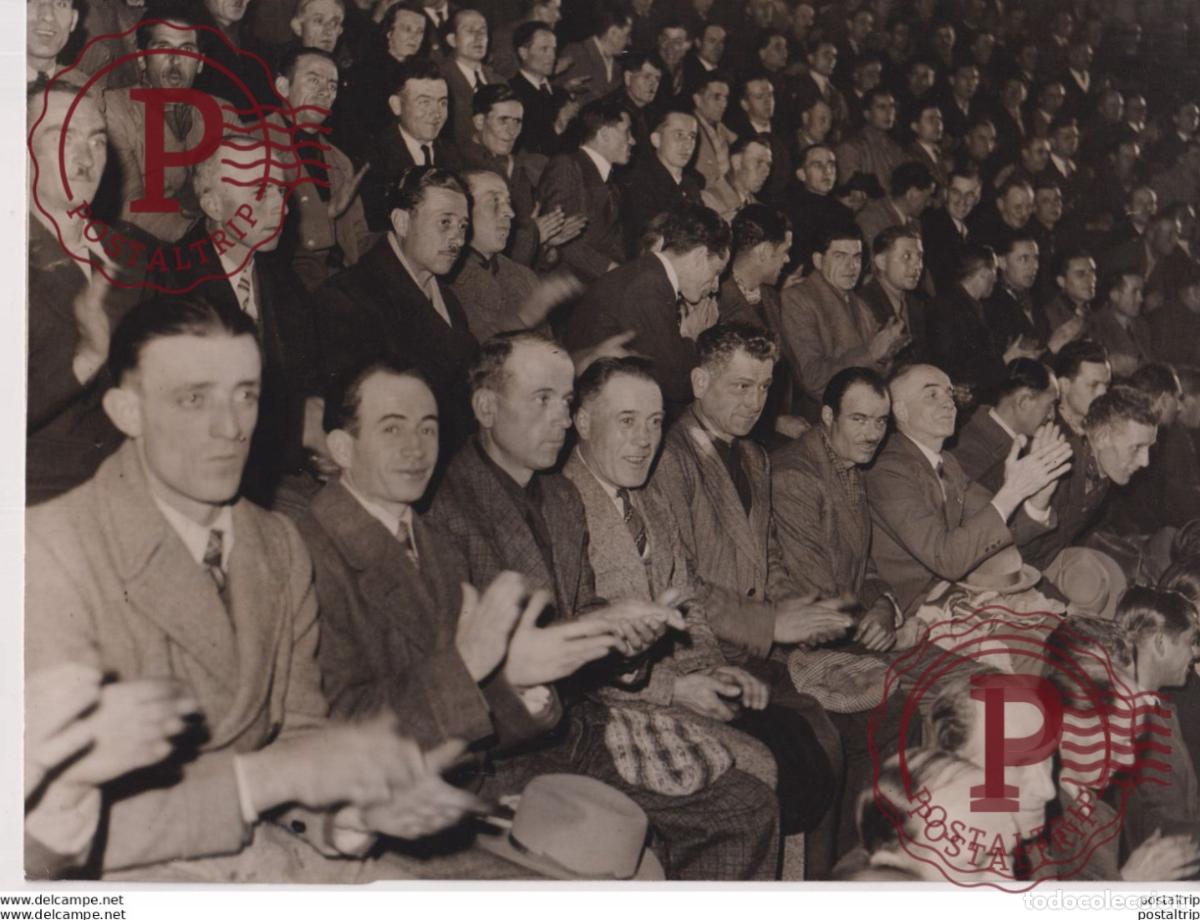 Militaria: MARSCHES AUF ROM KUPPELSAAL REICHSSPORTFELDES BERLIN 24*18CM WW2 WWII WORLD WAR 2 WELTKRIEG deutsch