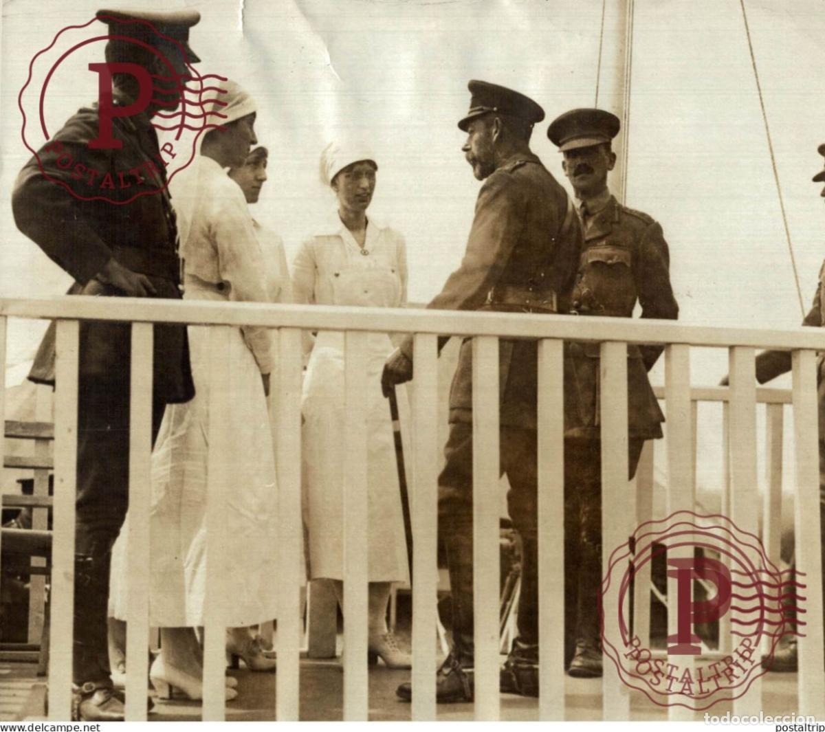 Militaria: INFERMIERES CROIX ROUGE RED CROSS ROI D ANGLETERRE KING GEORGE 17*14CM GEORGE V BRITISH ROYAL FAMI