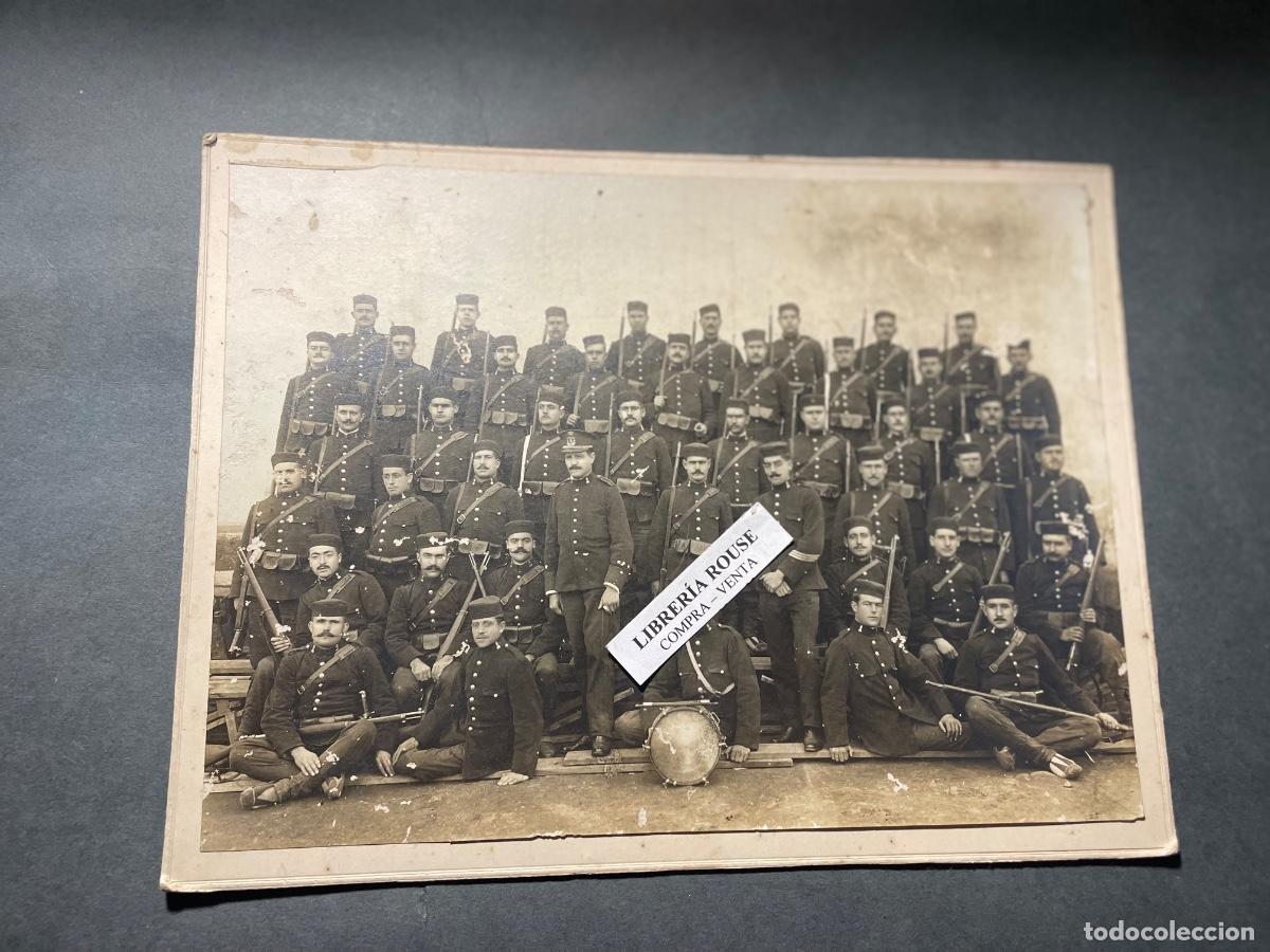 Militaria: MILITAR - ANTIGUA FOTOGRAFIA BATALLON MILITAR - FOTOGRAFIA MONTADA SOBRE CARTULINA DE EPOCA - EPOCA