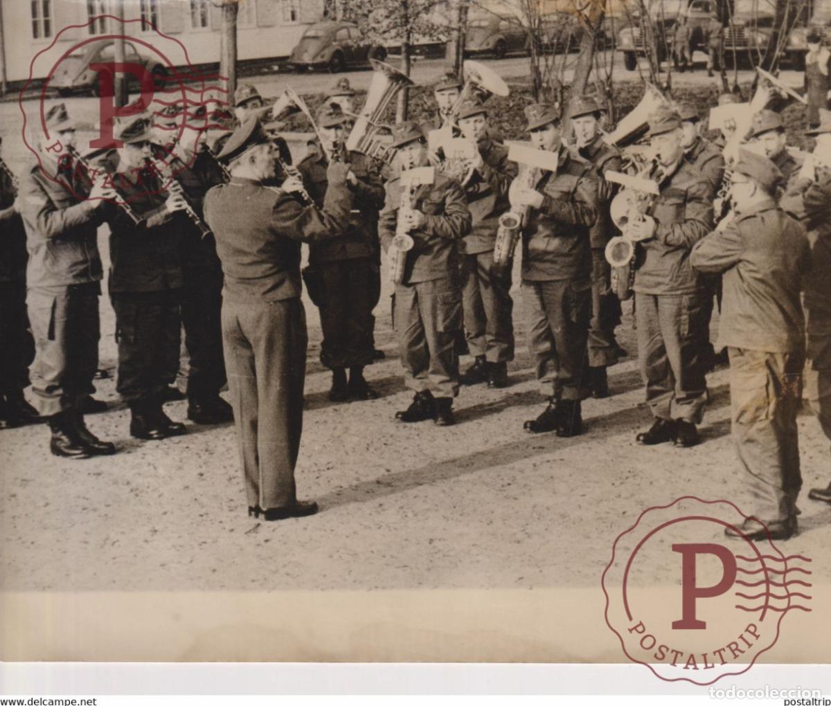 Militaria: GERMAN ARMY BAND ANDERNACH 20*15CM