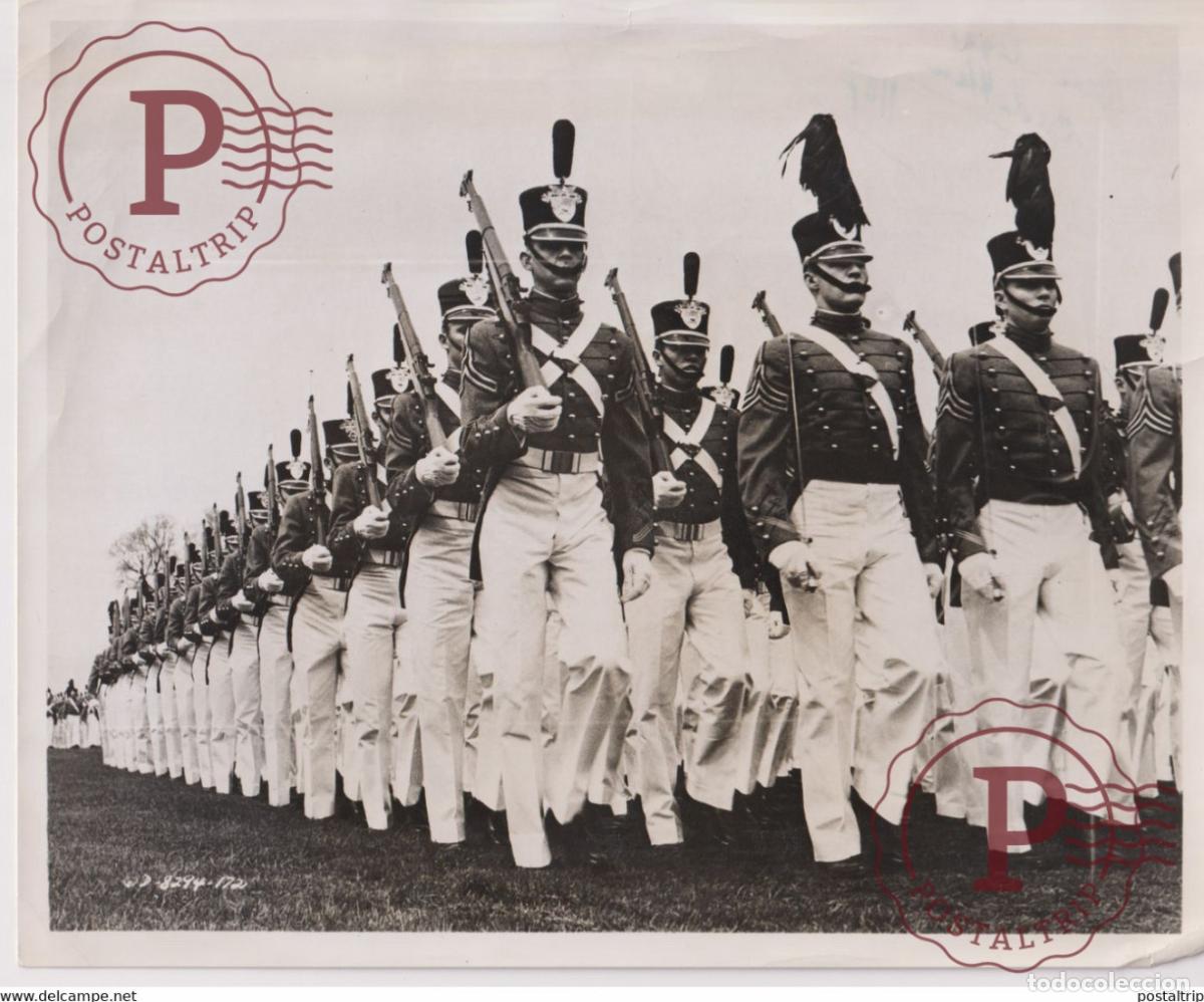 Militaria: LEGER CADETTEN 25*20CM