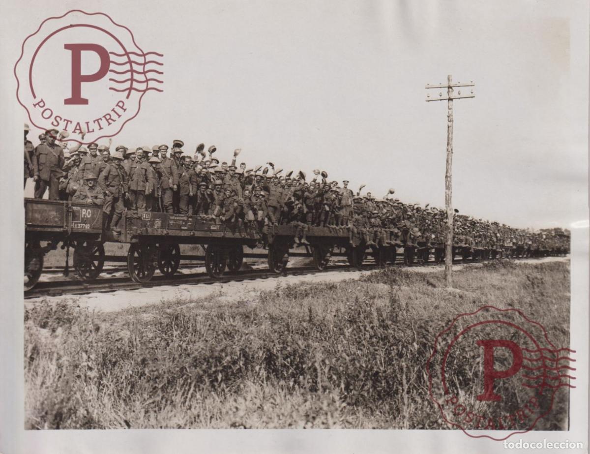 Militaria: HAPPY WARRIORS RAILWAY CHEMIN DE FER BRITISH WESTERN FRONT 21*16CM world war