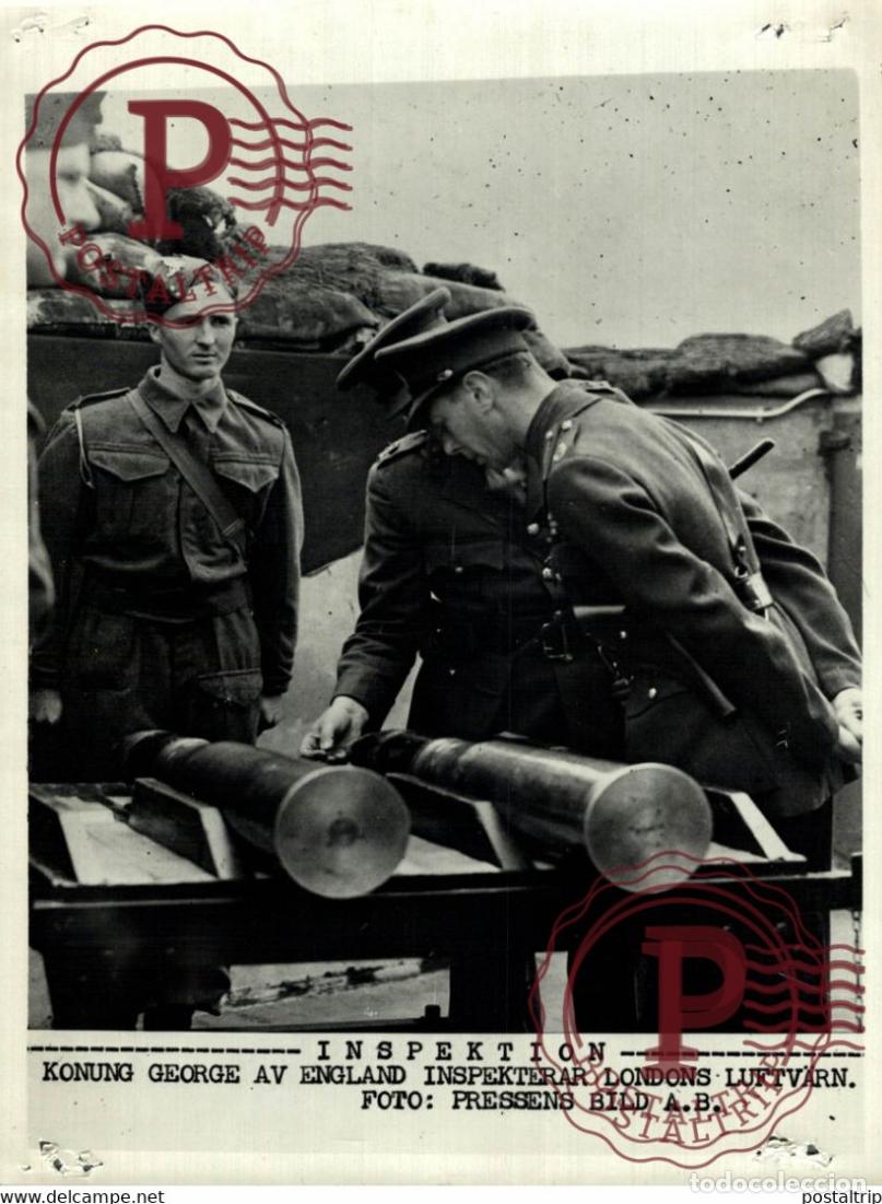 Militaria: KING GEORGE OF ENGLAND INSPECTS LONDON AIR DEFENCE 21*15CM SWEDEN SVERIGE SEE CORNERS