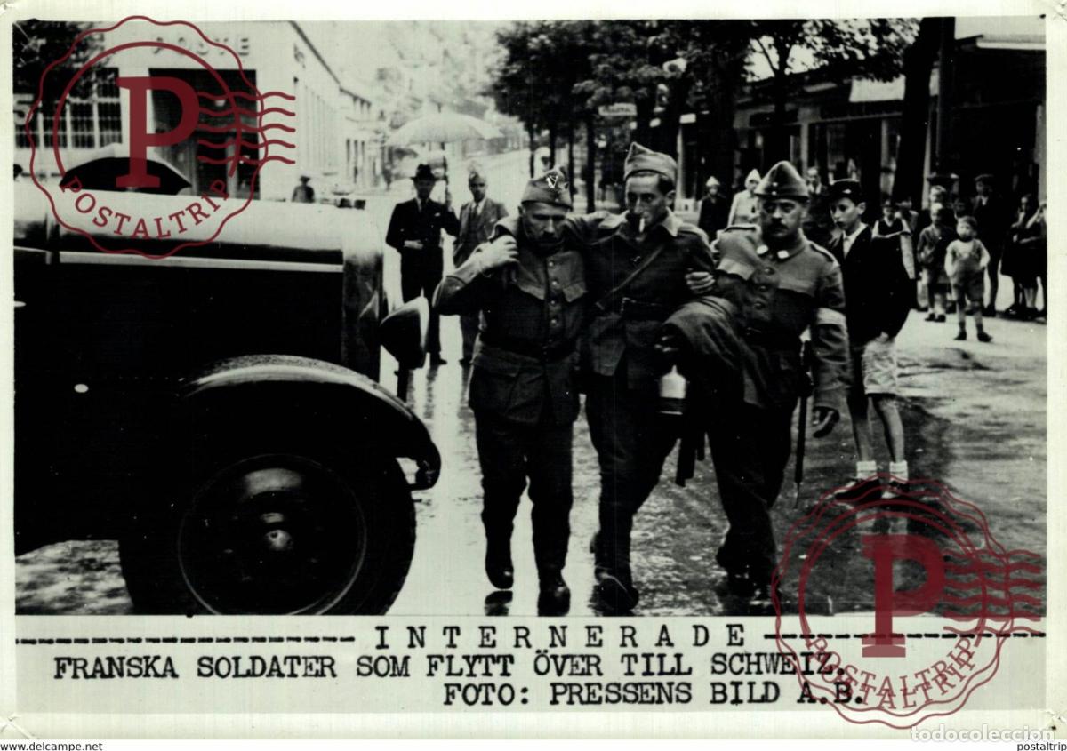 Militaria: FRENCH SOLDIERS MOVING TO SWITZERLAND 21*15CM SWEDEN SVERIGE SEE CORNERS