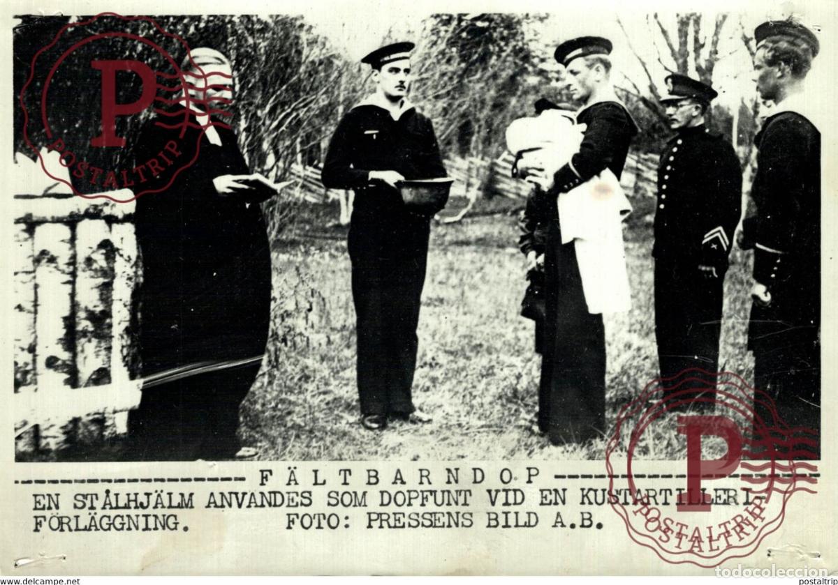 Militaria: FRONT CHILDREN STEEL HELMET USED FOR BAPTISM WORLD WAR 2 21*15CM SWEDEN SVERIGE SEE CORNERS