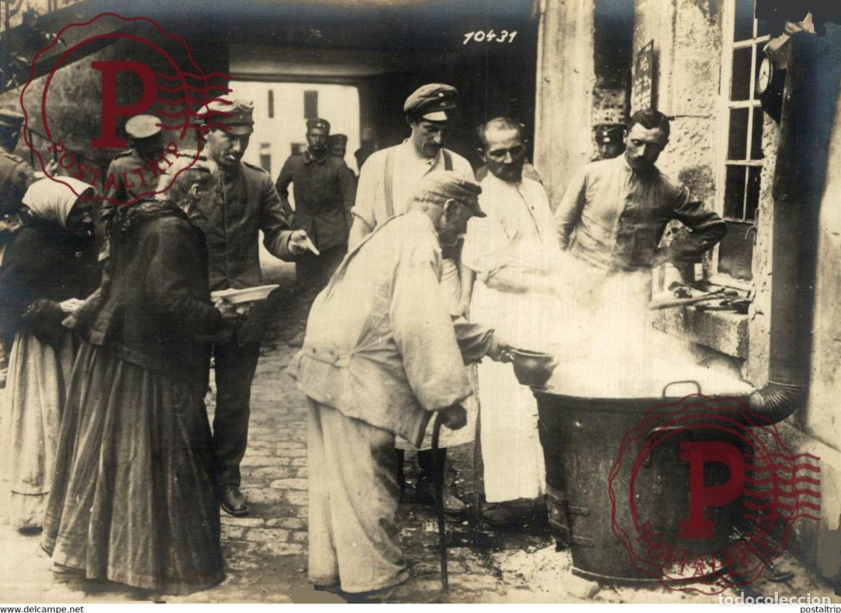 Militaria: FRANZOSISCHE SENIOREN IN DEUTSCHE FELDK&Uuml;CHE WORLD WAR I 16*12CM aktiebolaget bild-centralen SWEDEN