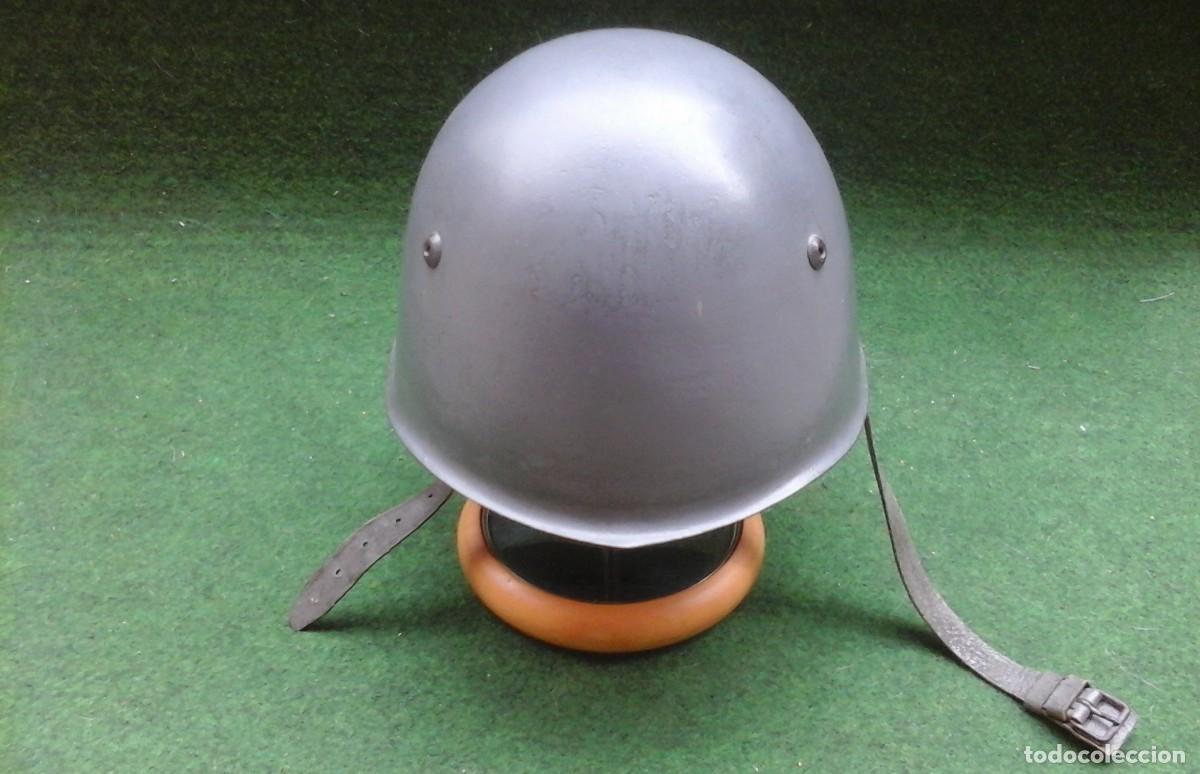 Militaria: Casco Original Italiano M-33 de la guerra Civil
