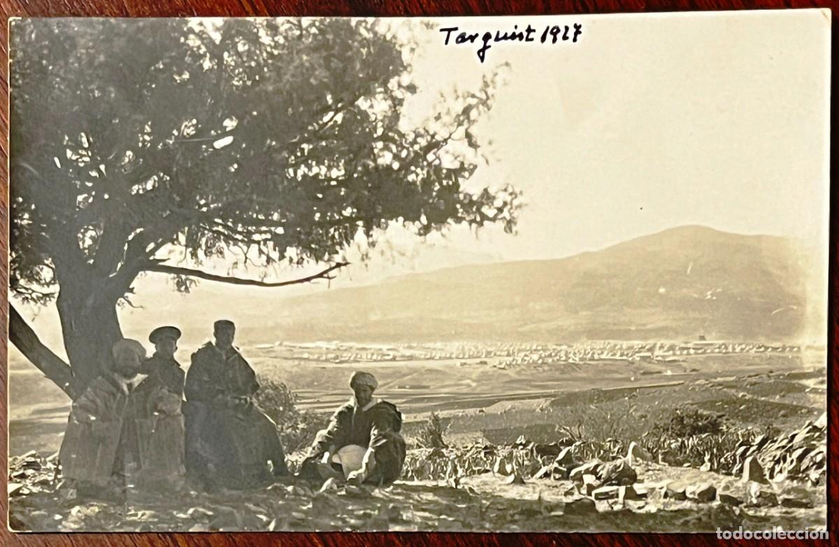 Militaria: Fotografia de 1927 militares espa&ntilde;oles y miembros de la Mehal-la Jalifiana en Targuist punto estrat&eacute;
